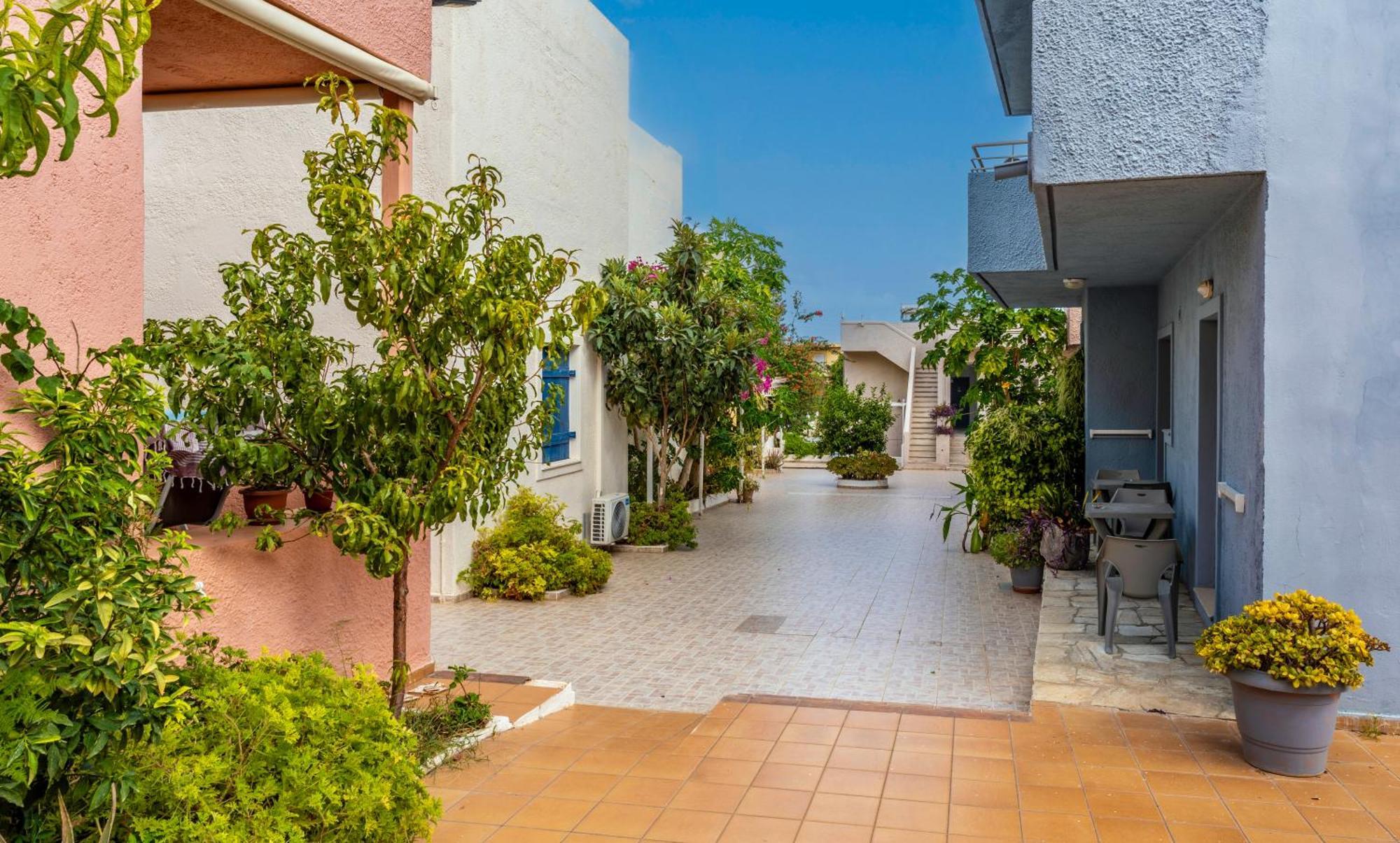 Evina Rooms & Suites Kokkini Hani Exterior photo