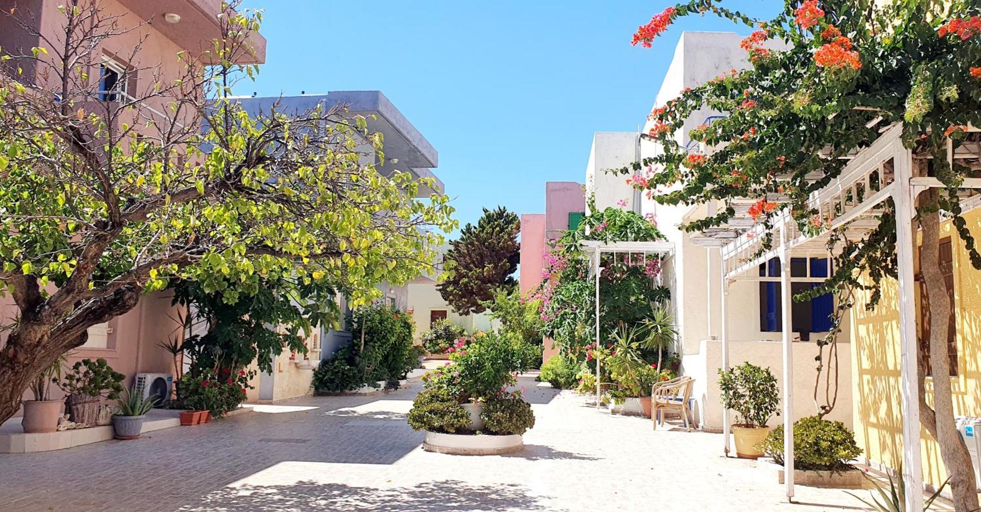 Evina Rooms & Suites Kokkini Hani Exterior photo